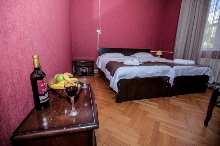 Room 21 of 39
