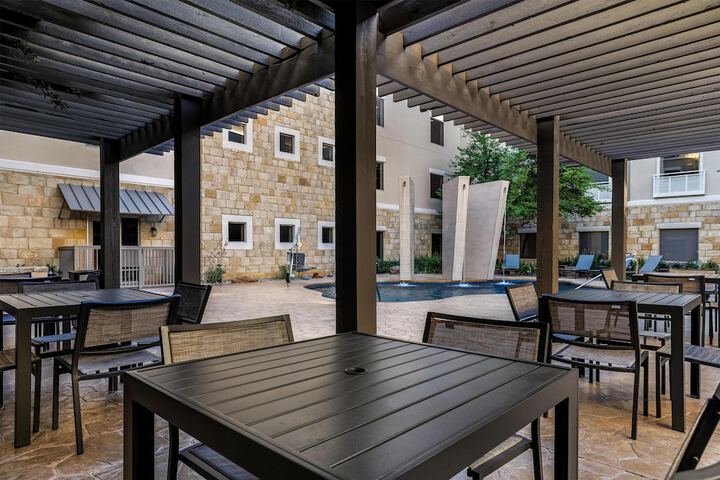 Terrace/Patio 57 of 60