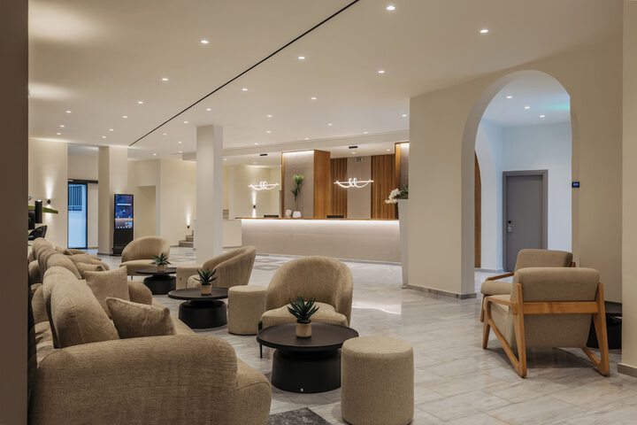 Hotel Interior 11 of 184