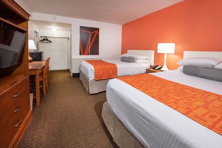 2 Double Beds (2 of 9)