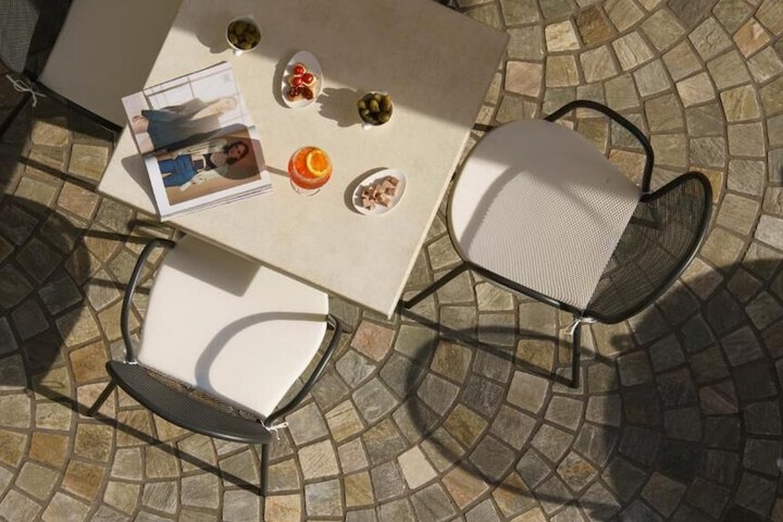 Dining 17 of 27