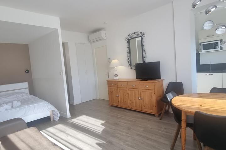Room 45 of 62