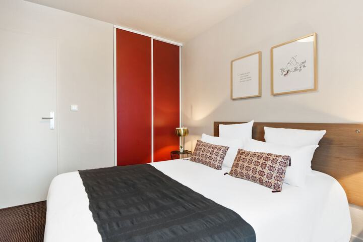 Room 5 of 31
