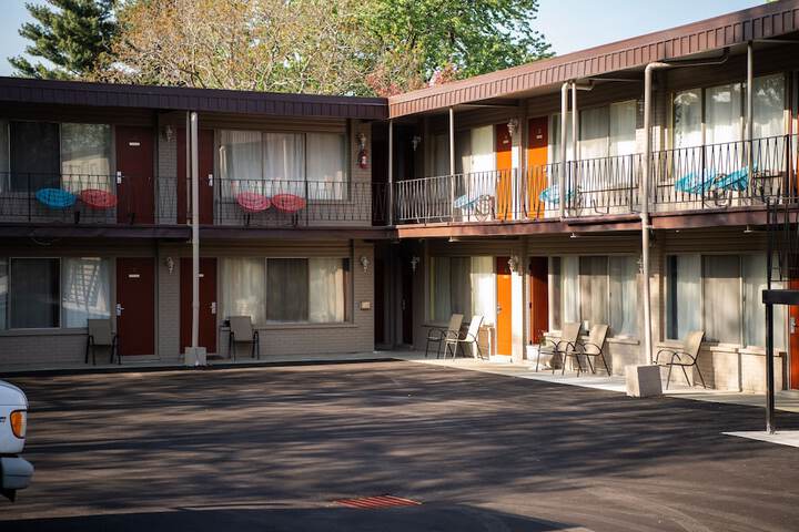 Hotel 50 of 61