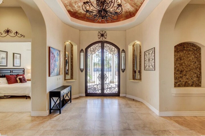 Hotel Interior 58 of 64