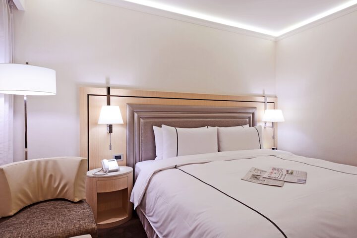 Room 12 of 55