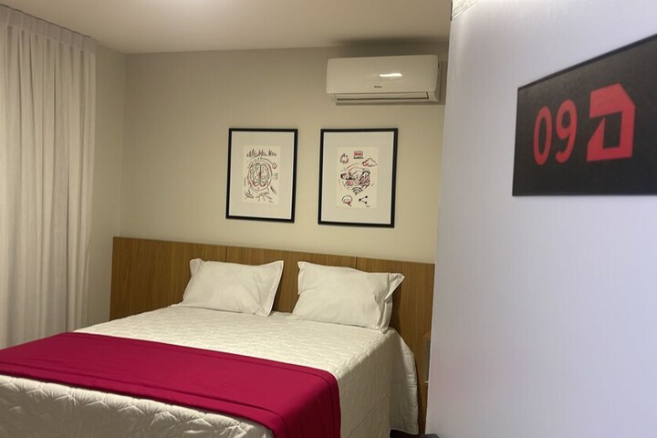 Room 8 of 11