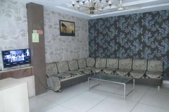Hotel Shree Aaradhy