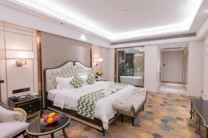 Room 27 of 57