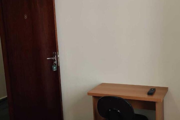 Room 34 of 64