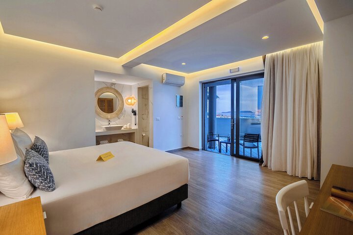 Room 26 of 113
