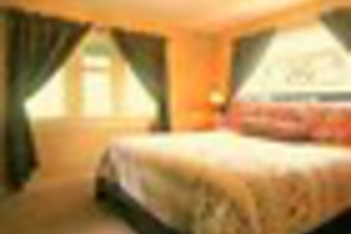 Room 35 of 90