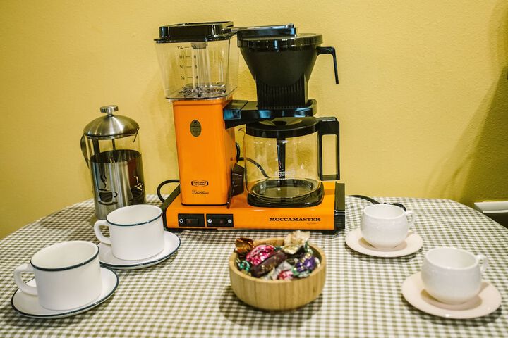 Breakfast/Coffee Service 54 of 127