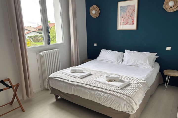 Room 16 of 49