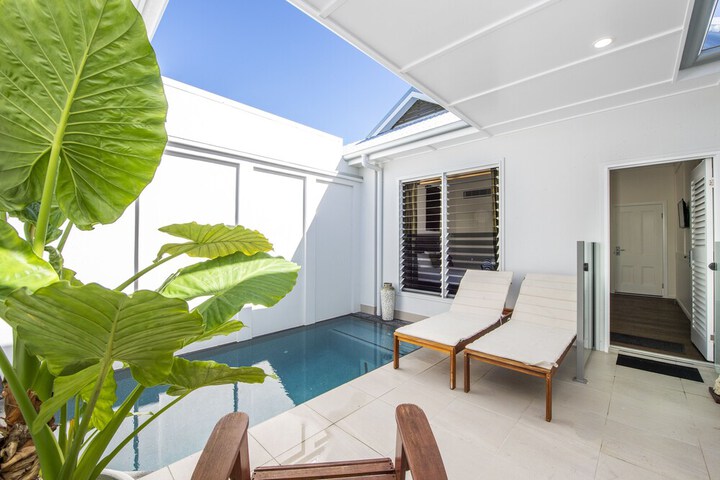 Terrace/Patio 5 of 12