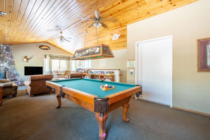 Recreation 159 of 184