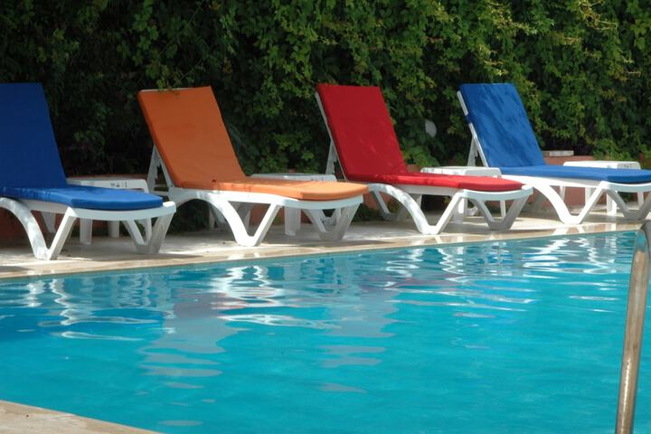 Hotel Pool