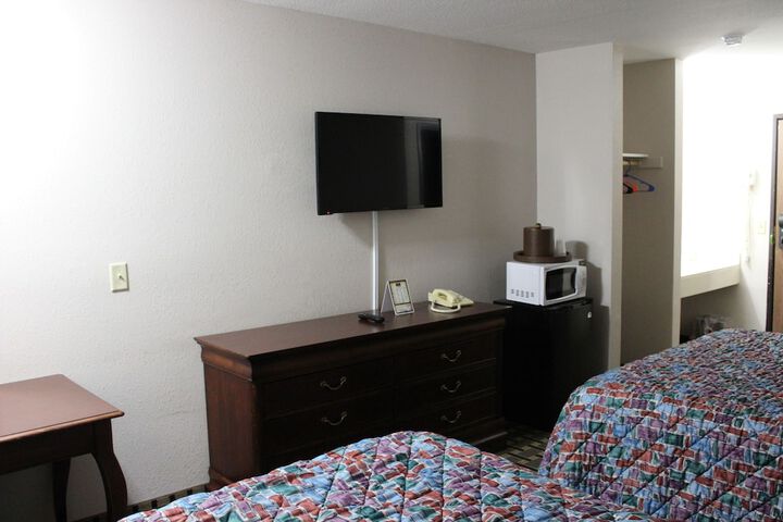 2 Double Beds (21 of 27)