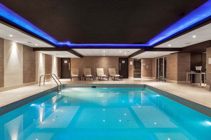Pool 69 of 134