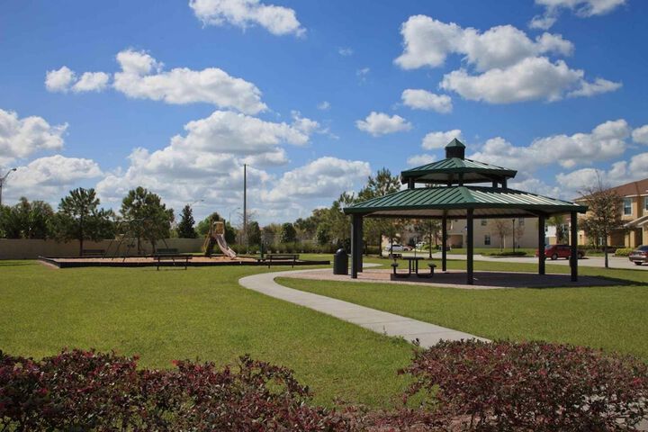 Property Grounds 29 of 45