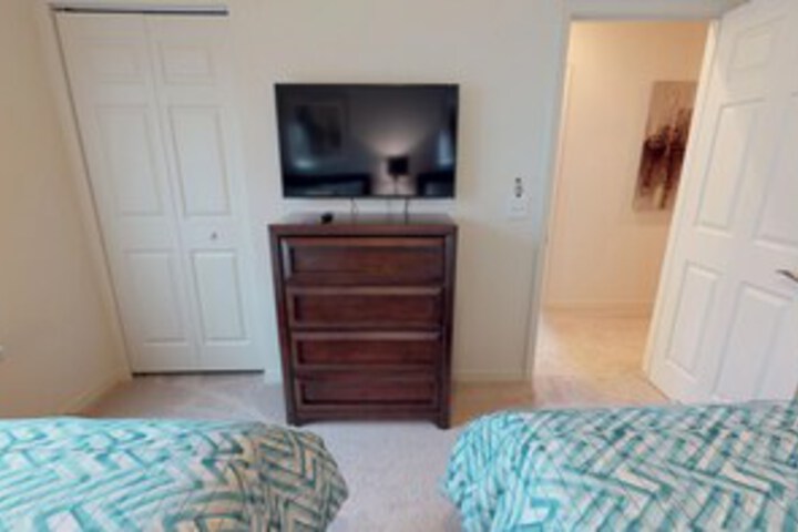 Room 25 of 30