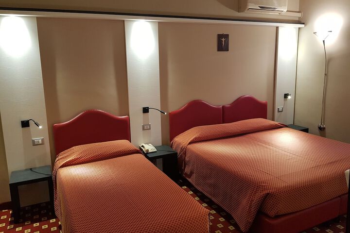 Room 27 of 59