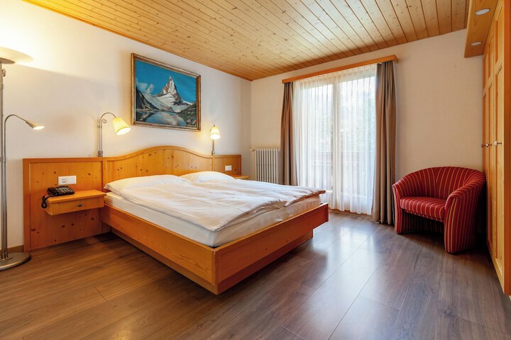 Room 26 of 111