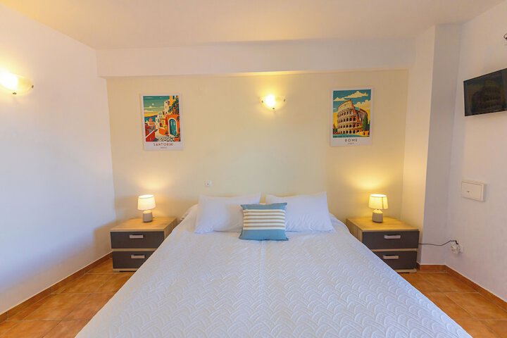 Room 20 of 65