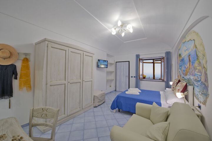 Room 2 of 36