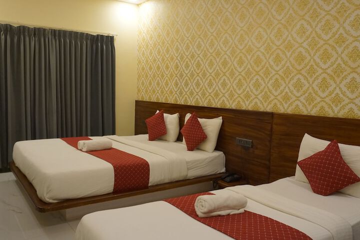 Room 33 of 128