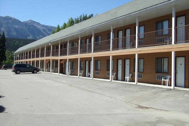 Hotel 50 of 56