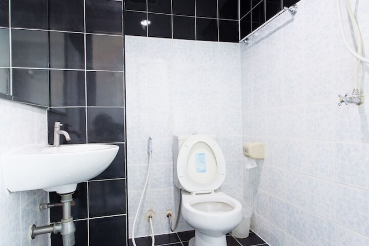 Bathroom Interior Photo