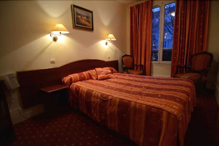 Room 51 of 70