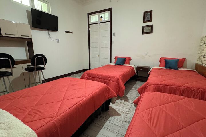 Room 11 of 96