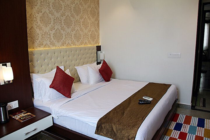 Room 7 of 54