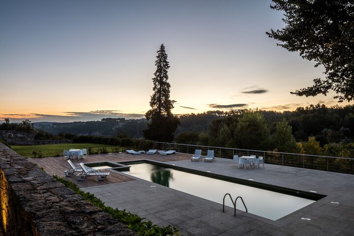 Hotel with Pool