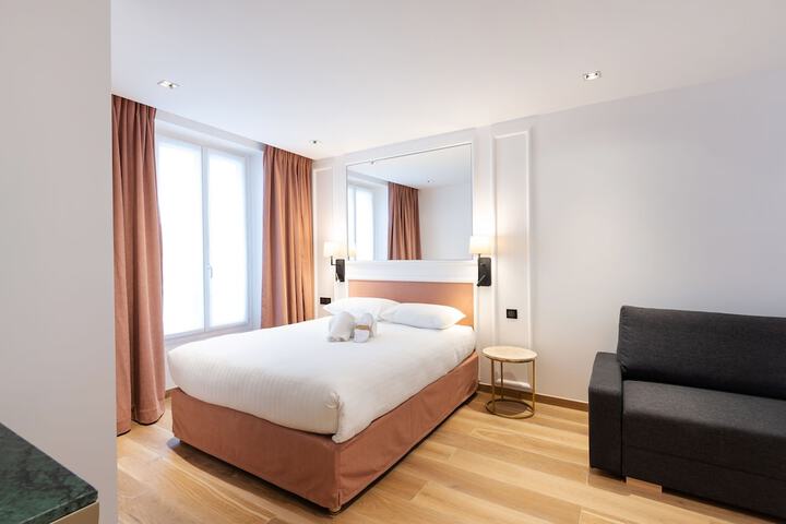 Room 13 of 70