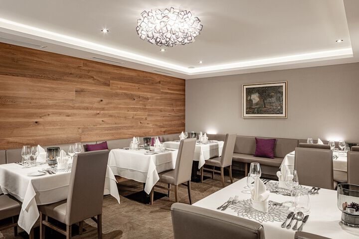 Dining 170 of 221