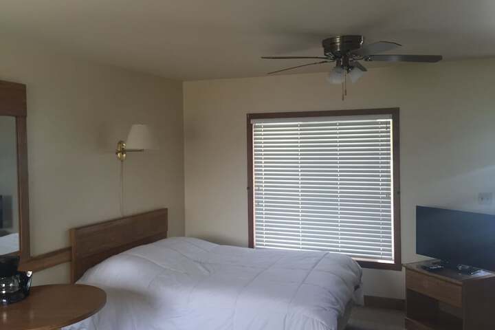 Room 4 of 22