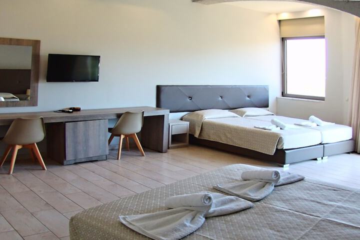 Room 15 of 51