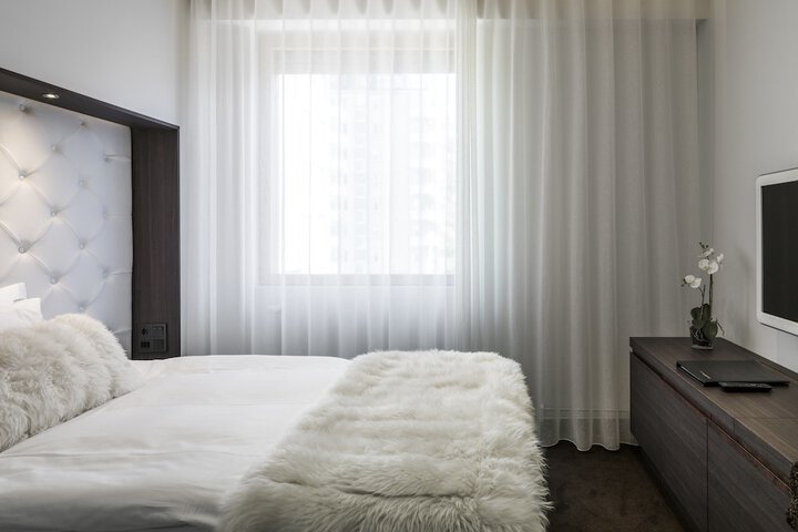Room 22 of 111
