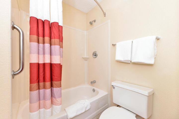 Standard King Bed Accessible (7 of 14)