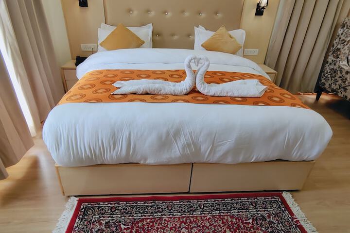 Room 19 of 27