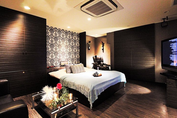 Room 34 of 51