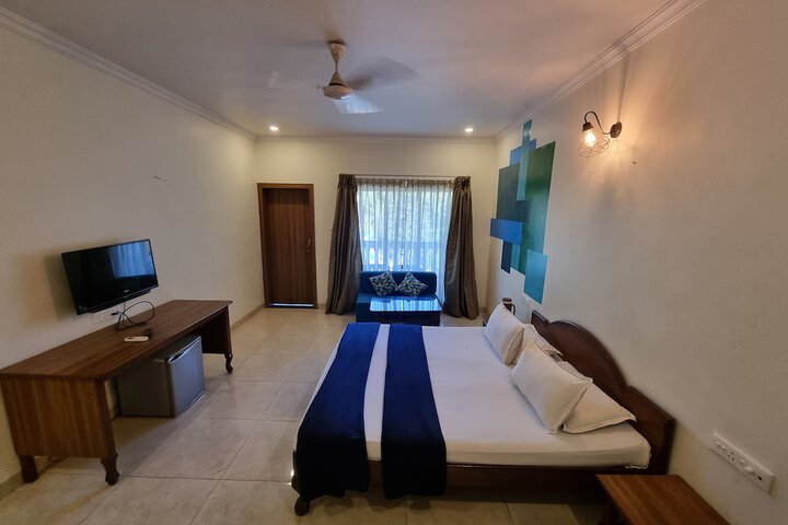 Room 7 of 38