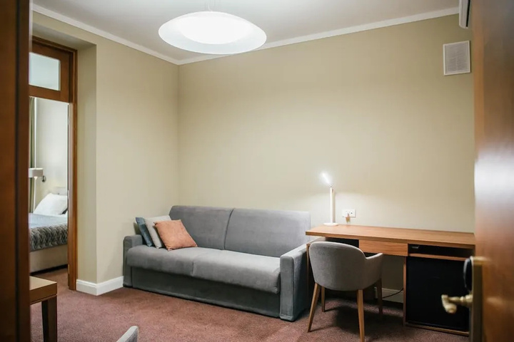 D31 Hotel & Apartments