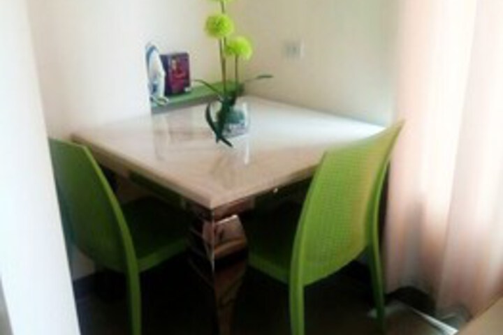 Dining 2 of 22