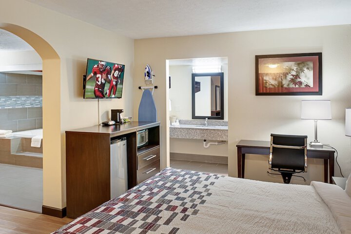 ADA Accessible Superior King (5 of 17)