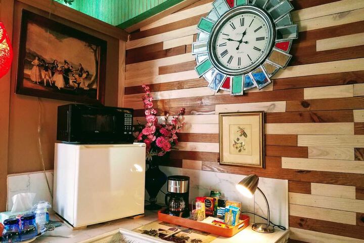 Room 13 of 53