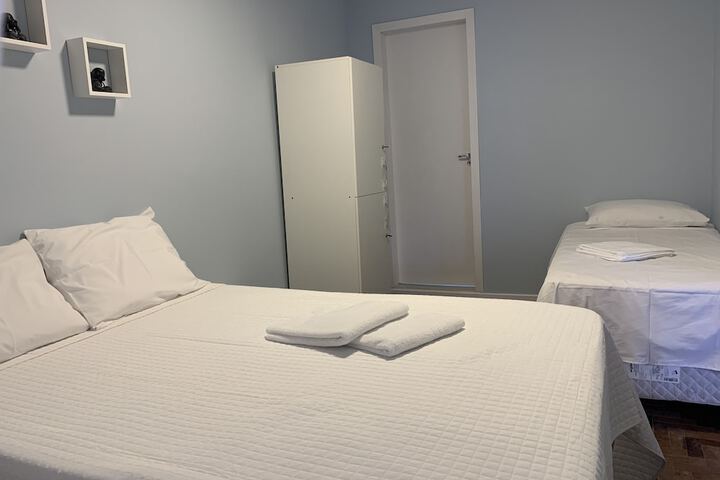 Room 3 of 10